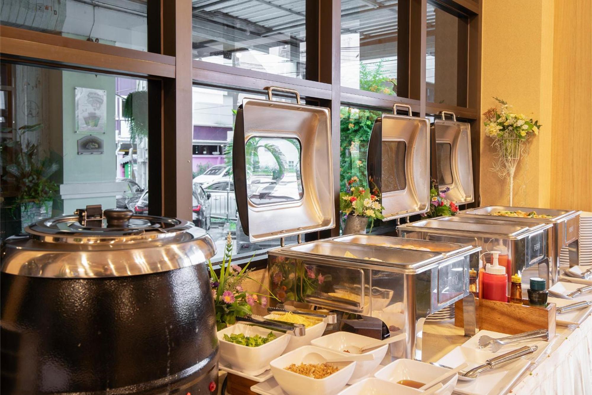 P-Park Hotel בנגקוק מראה חיצוני תמונה